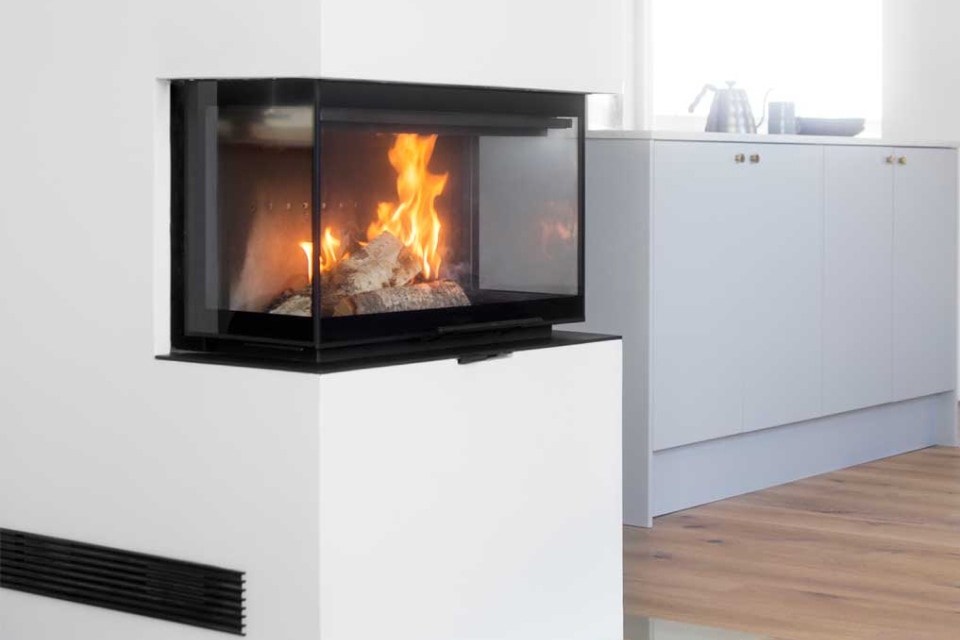 Contura i51 in white as an inset wall mounted unit